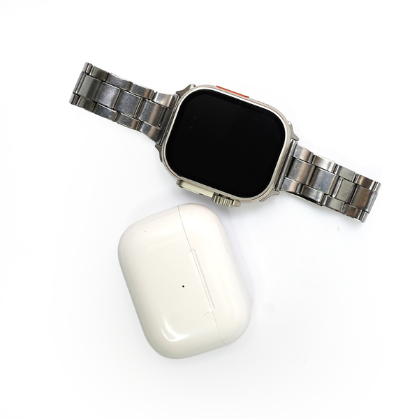 I20 Ultra Max Suit – BIG 2.3" Display Smart Watch + Wireless Earphones | 10-in-1 Strap Set